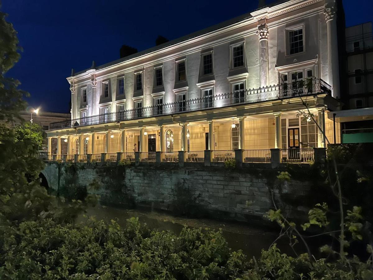 Victoria Colonnade Aparthotel Leamington Spa Zewnętrze zdjęcie